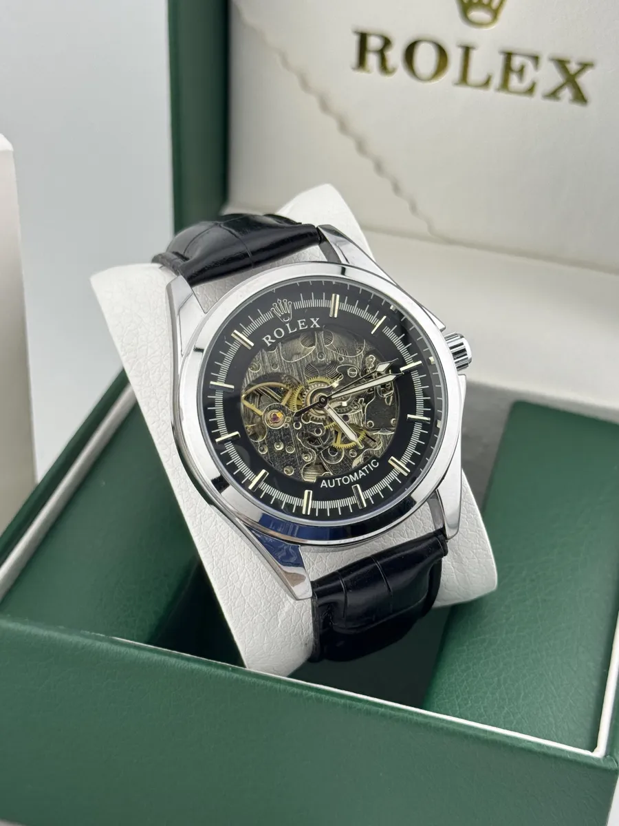 Механические наручные с подзаводом в подарок